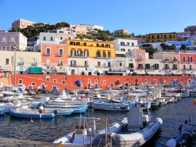 Agenzia Isotur Mari Di Ponente * Ponza