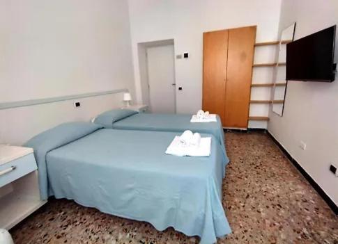 Agenzia Isotur Mari Di Ponente Ponza