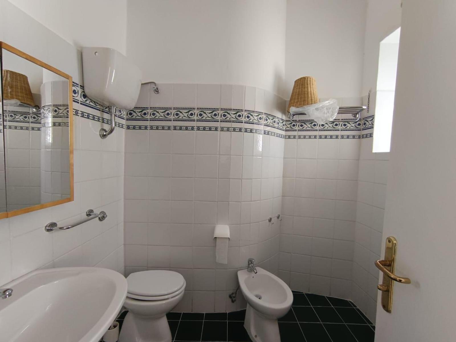 Agenzia Isotur Mari Di Ponente Apartment Ponza